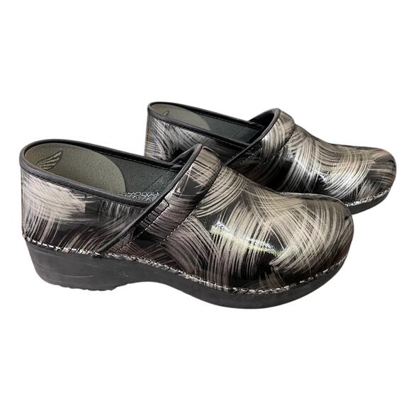 Dansko XP 2.0 Brush Strokes Patent Leather Print Clog EUR 40 US Women’s 9.5-10 - Picture 6 of 9